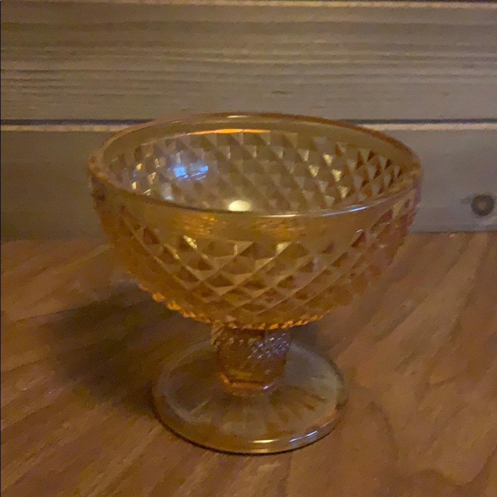 Vintage glassware - yellow descriptive glass
